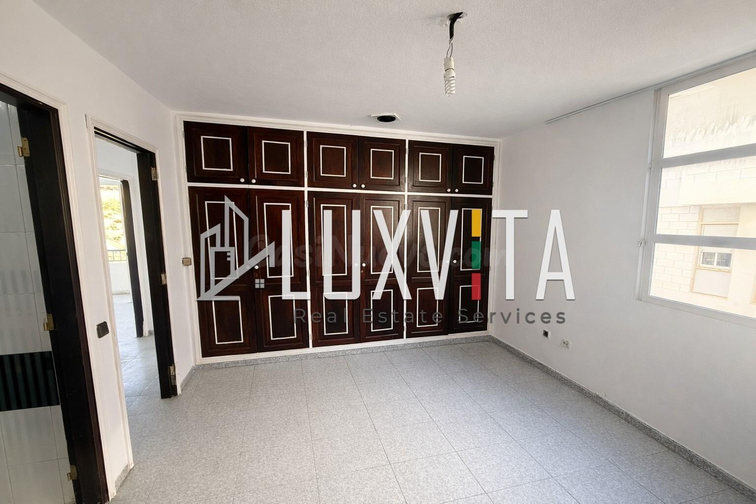 Apartamento en venta con excelente ubicación en Playa San Ju - foto 3