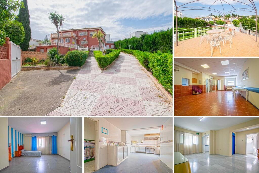 Espectacular chalet independiente en Alcalá de Guadaíra, en urbanización Las Juncosas!!!!