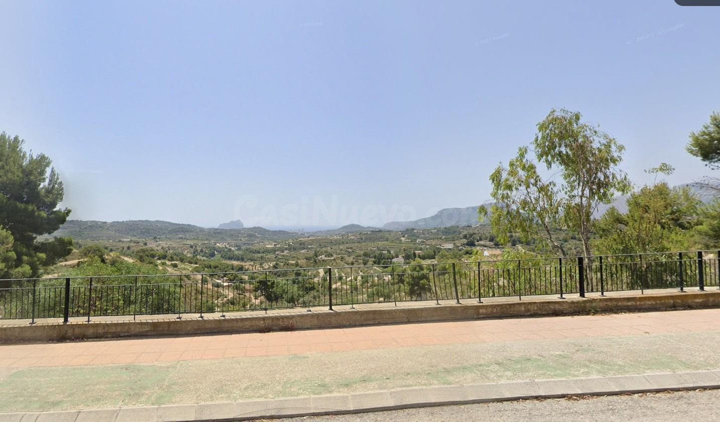 Parcela urbana con vistas abiertas al Valle de Beniver – Benissa