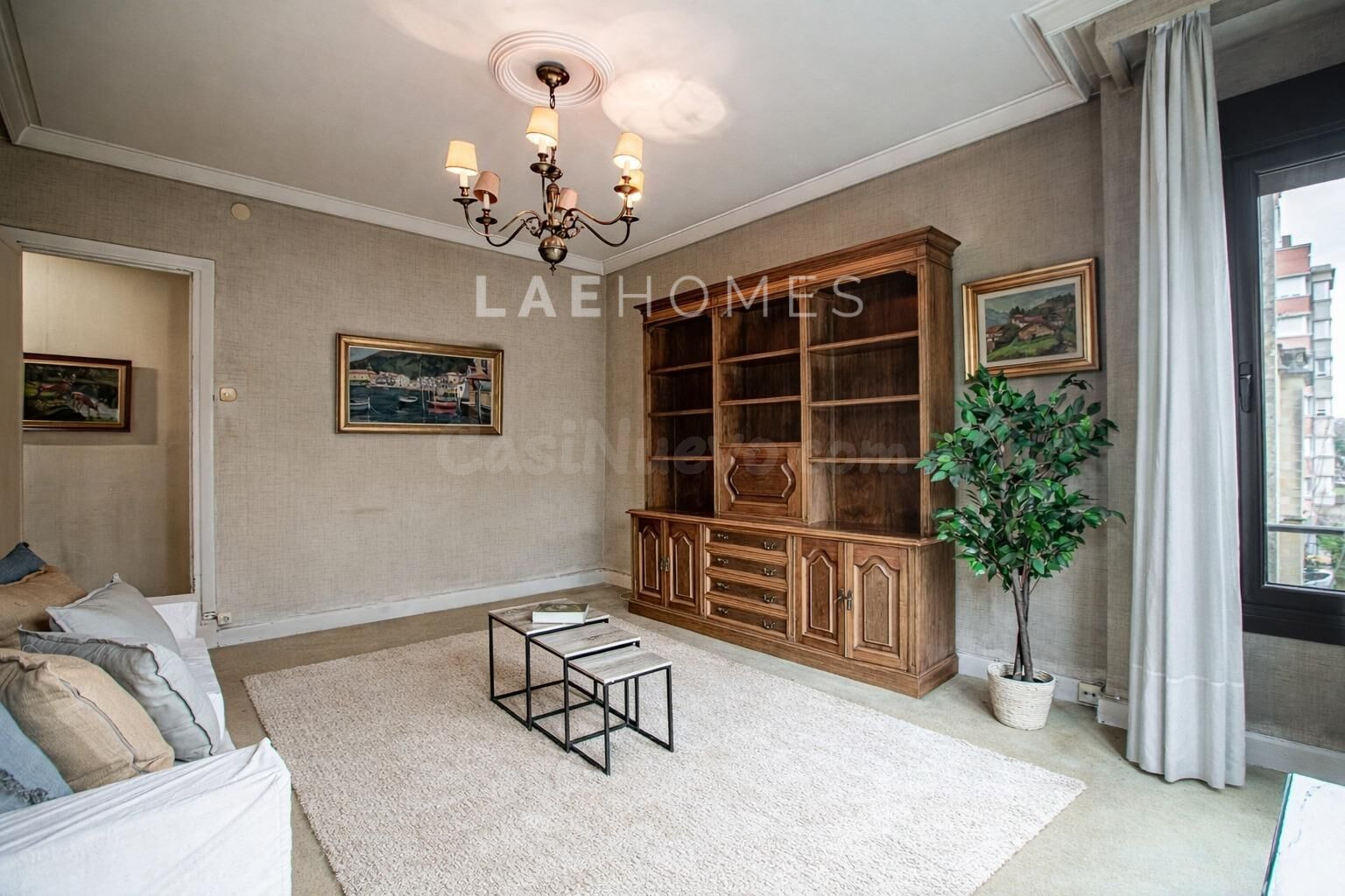 Piso en venta en Gros: luz, ubicación para tu nuevo hogar. - foto 3