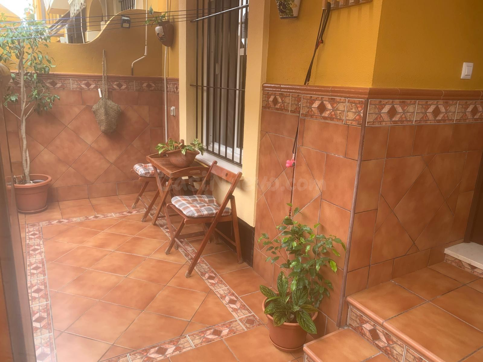 ESTUPENDO UNIFAMILIAR EN LA URBANIZACIÓN DE JARDINES DEL BOTÁNICO