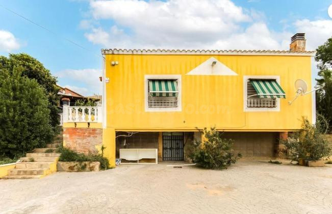 🏡 Casa independiente con parcela de 641 m2 en La Cativera (El Catllar)