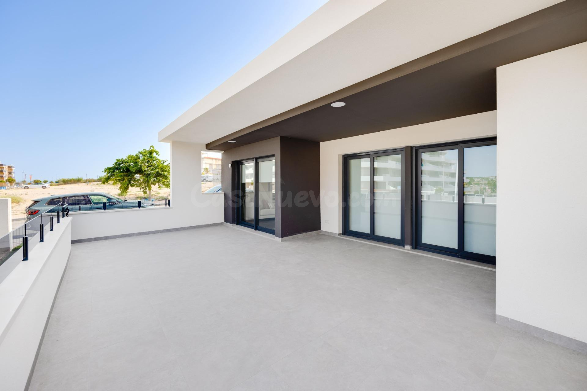 Apartamento con acabados de lujo en San Miguel de Salinas