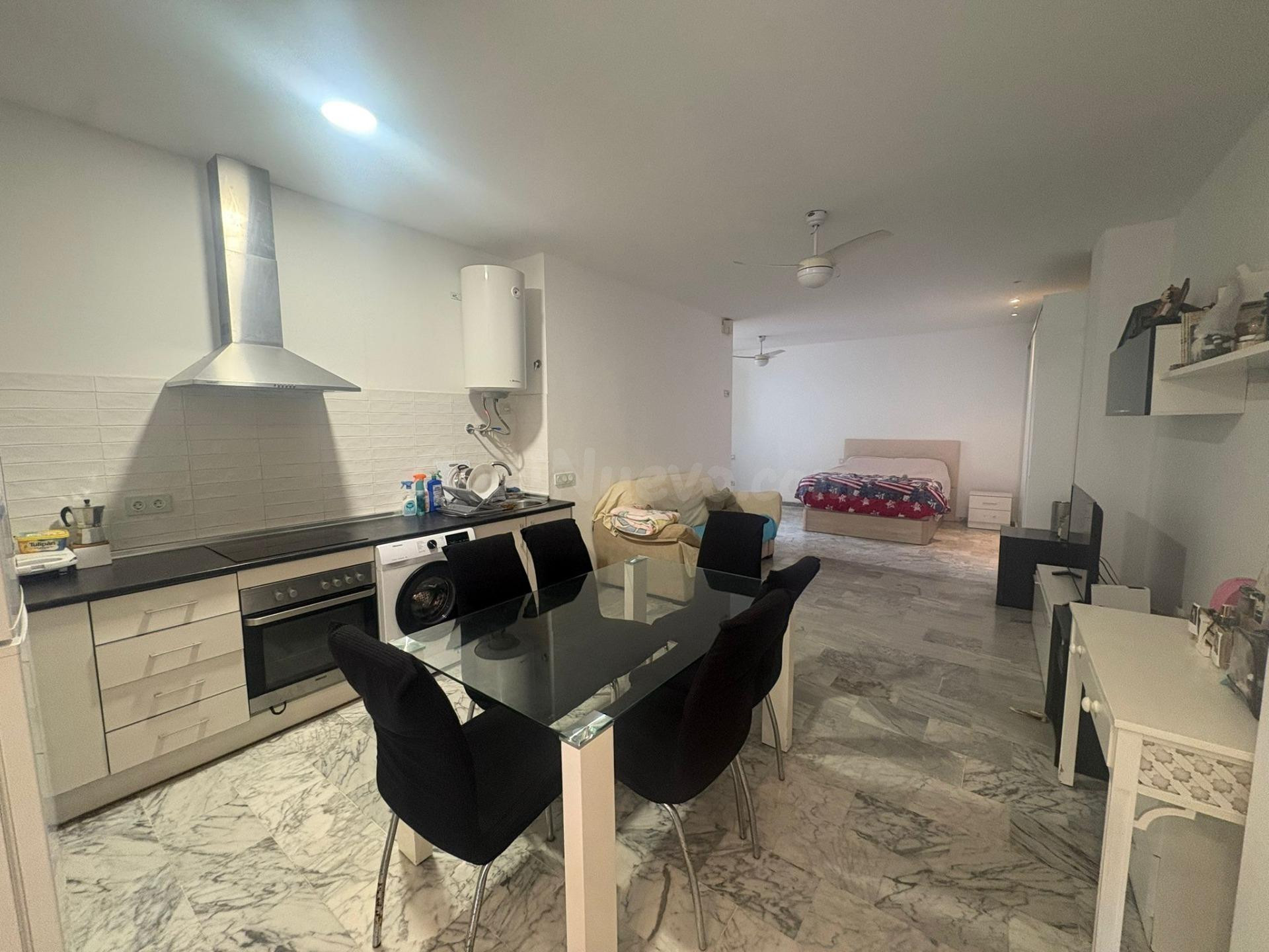 Bonito estudio situado en primera línea de playa