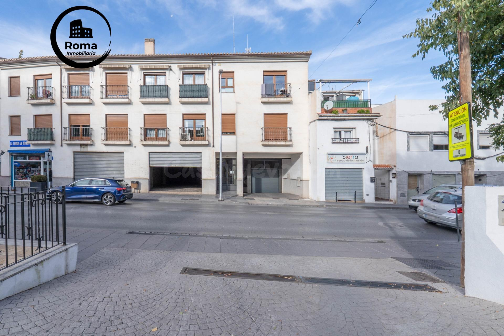Local Comercial justo a Mercadona de Ogíjares.