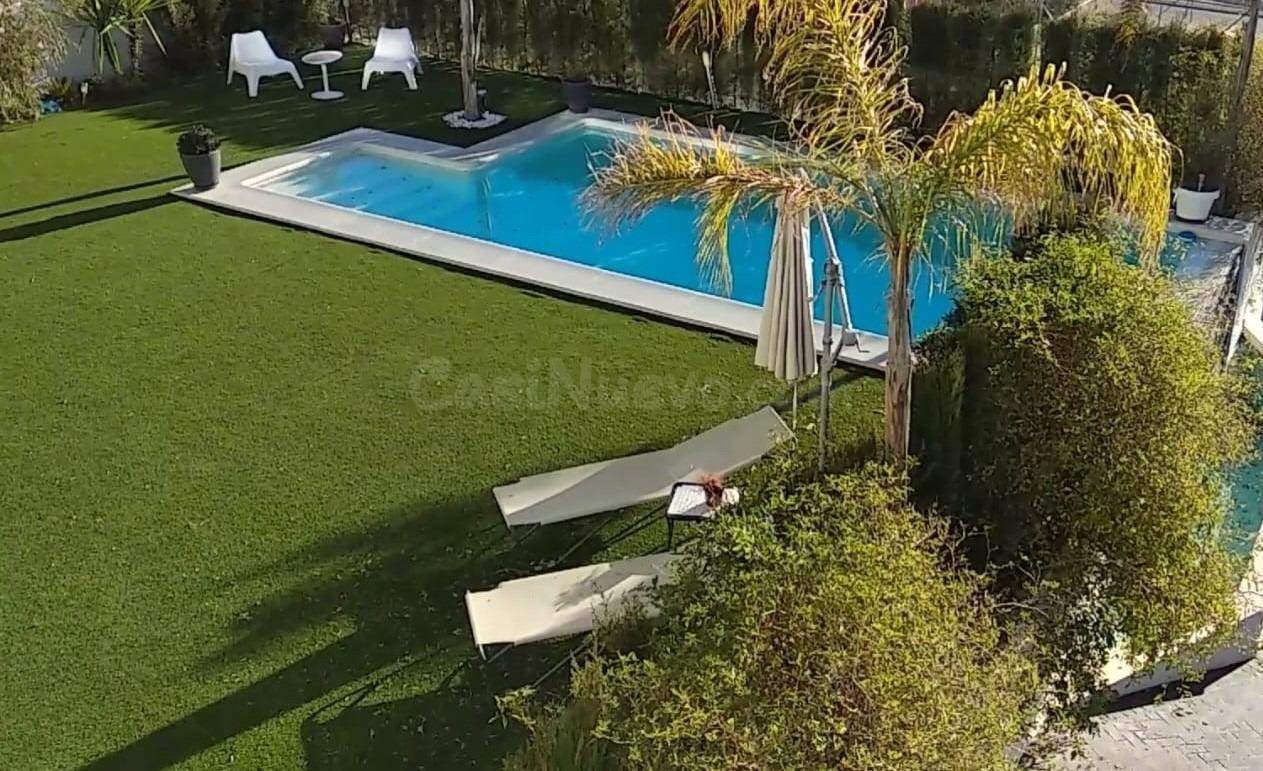 Exclusiva villa de lujo con diseño contemporáneo en una de l - foto 3