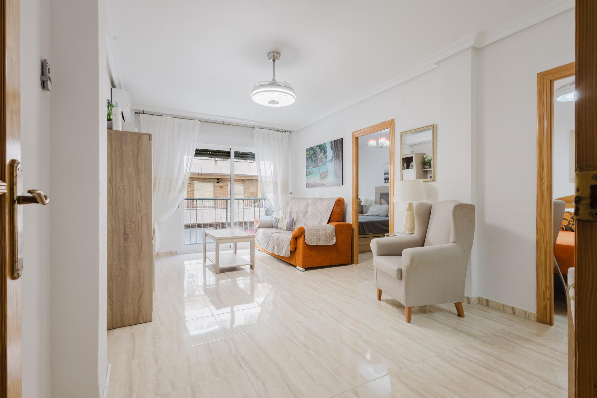 APARTAMENTO DE 2 habitaciones 1 BAÑO JUNTO A LA PLAYA EN TORREVIEJA (ACEQUION)
