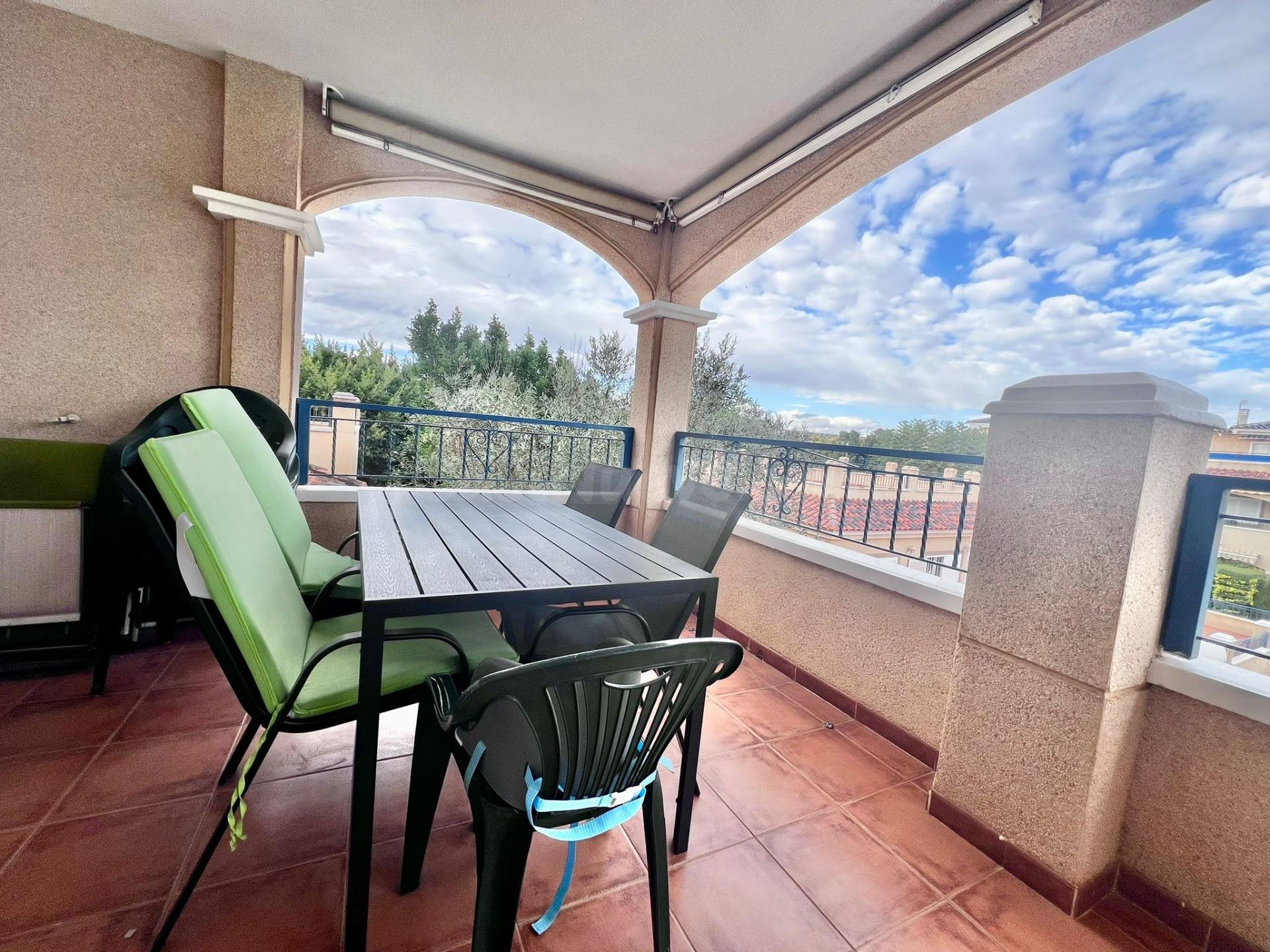 BUNGALOW DE 2 DORMITORIOS Y 1 BAÑO EN PILAR DE LA HORADADA (ORIHUELA COSTA)