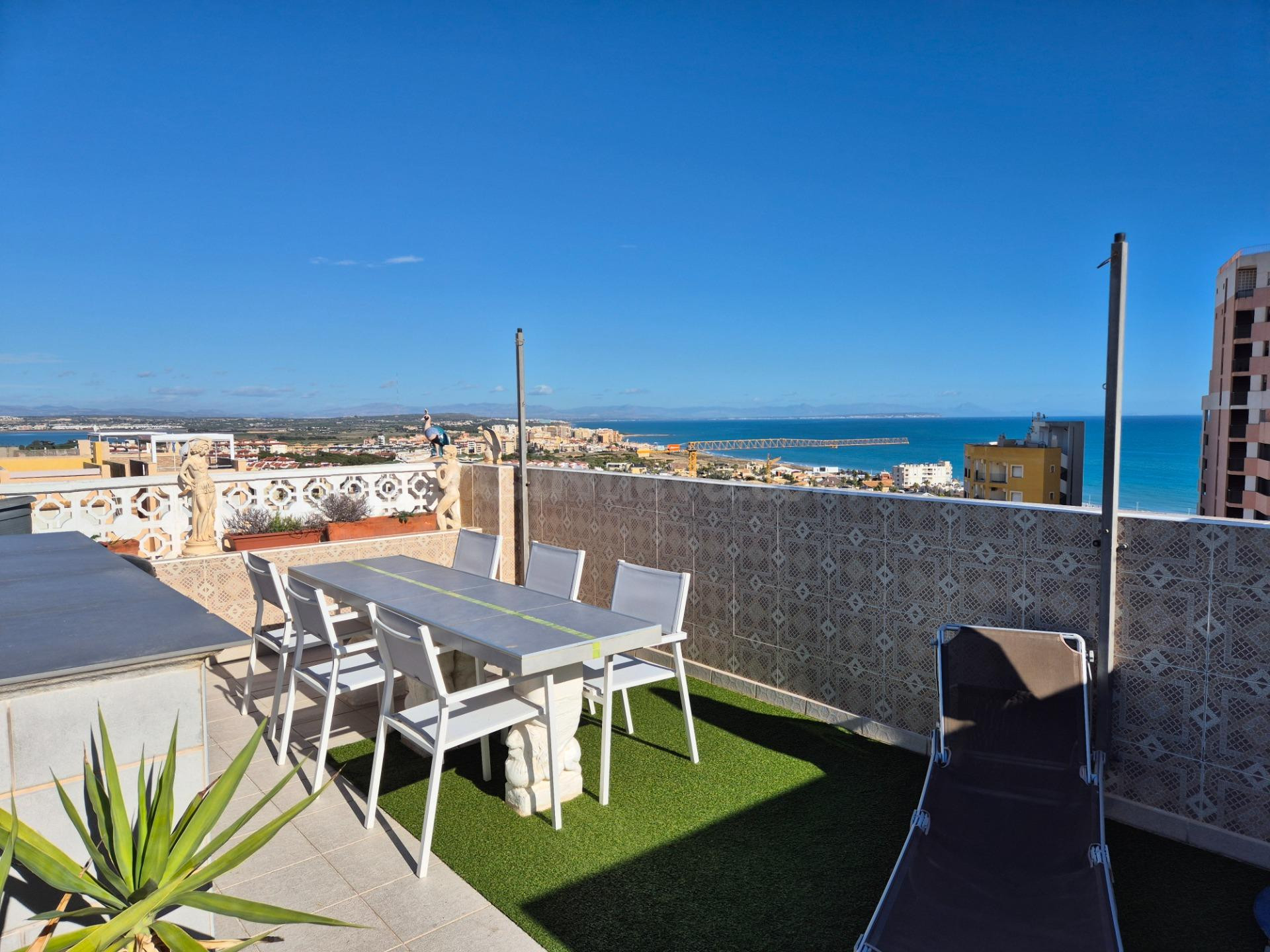 Apartamento Ático Dúplex de 3 dormitorios 2 baños en Torre de la Mata en Torrevieja - (Zona Torrejón)