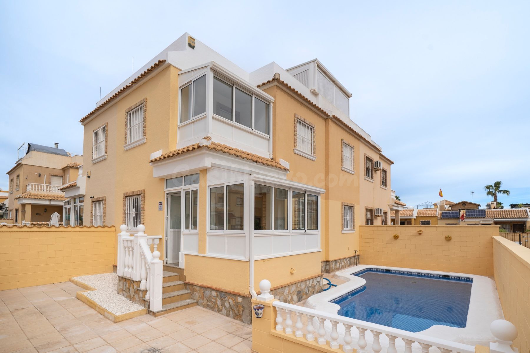 Vivienda con piscina privada y solárium en Ciudad Quesada