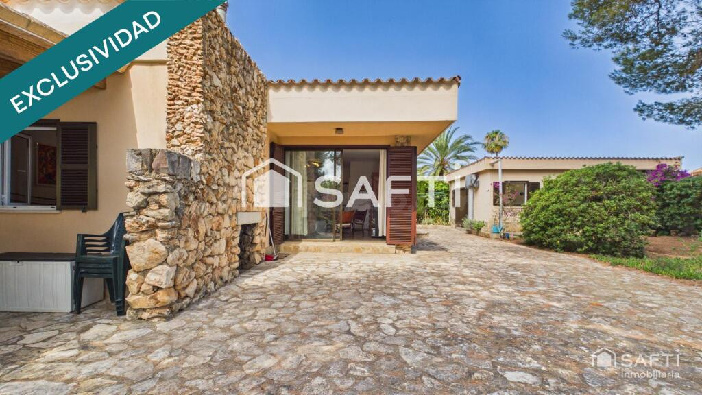 Acogedor Chalet urbano con un gran jardín en Calas de Mallor - foto 5