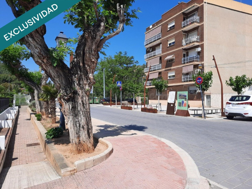 Solar urbano esquinero en Olocau - foto 2