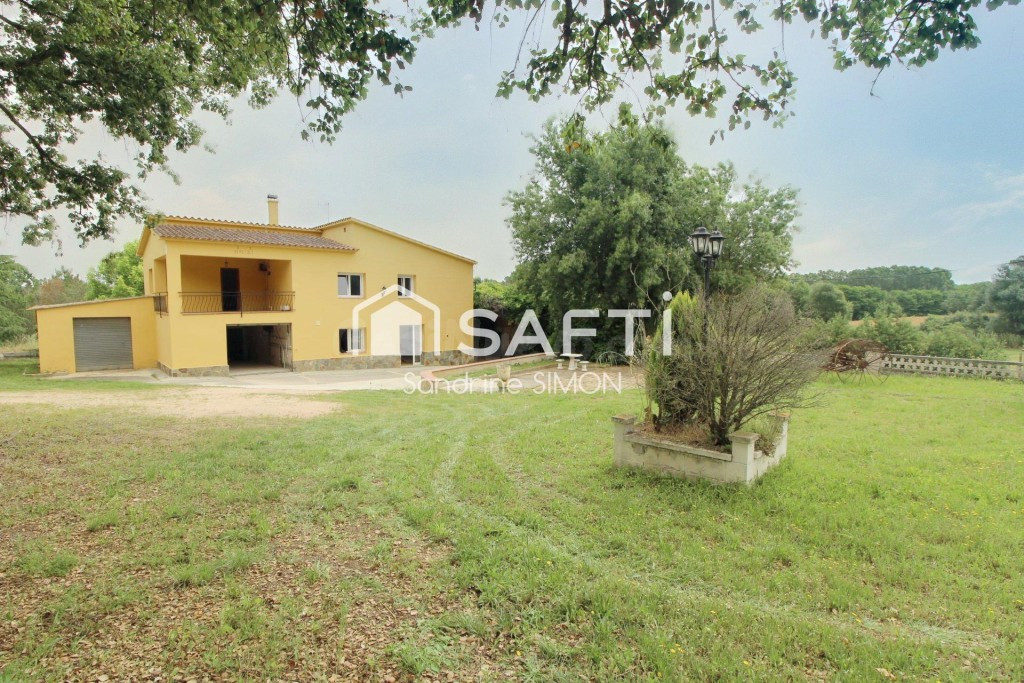MASIA REFORMADA CON PARCELA DE 12.934M2