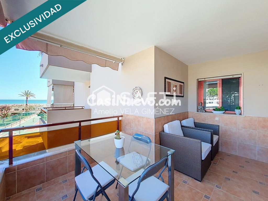 Espectacular apartamento en primera línea de playa