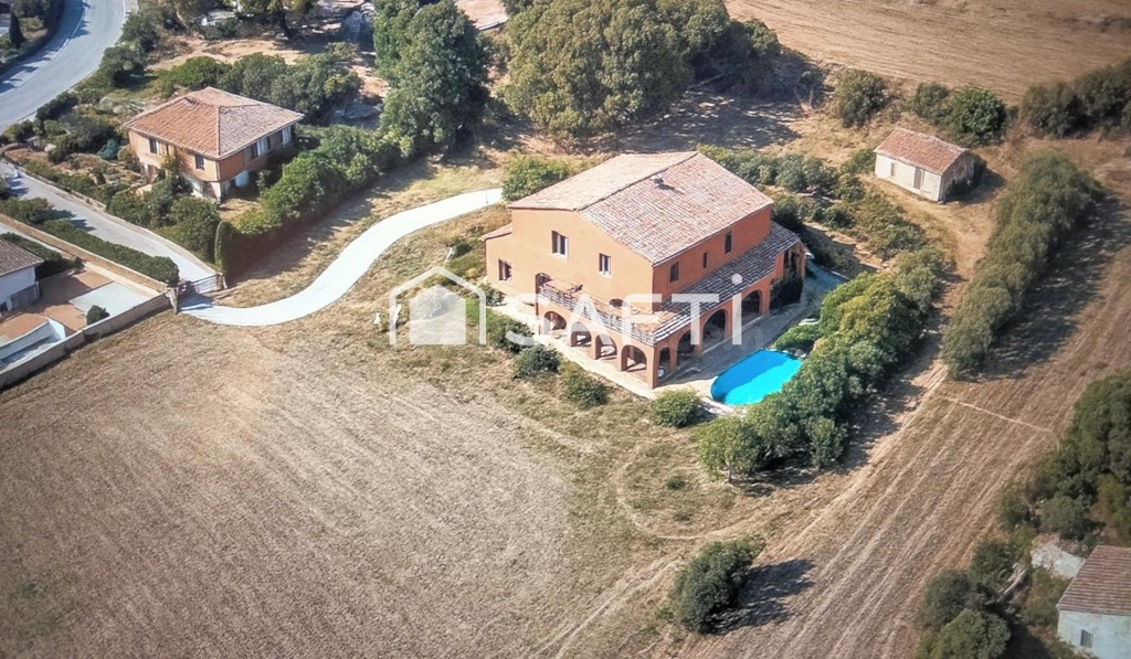 GRAN CASA ESTILO MASÍA-VILLA CATALANA CON DOS VIVIENDAS INDE - foto 3
