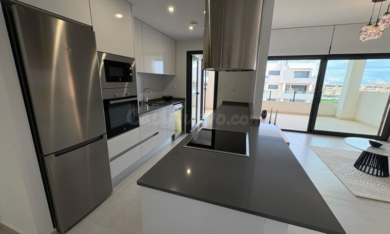 APARTAMENTO DE 2 DORMITORIOS Y 2 BAÑOS EN ORIHUELA COSTA (VILLAMARTIN)