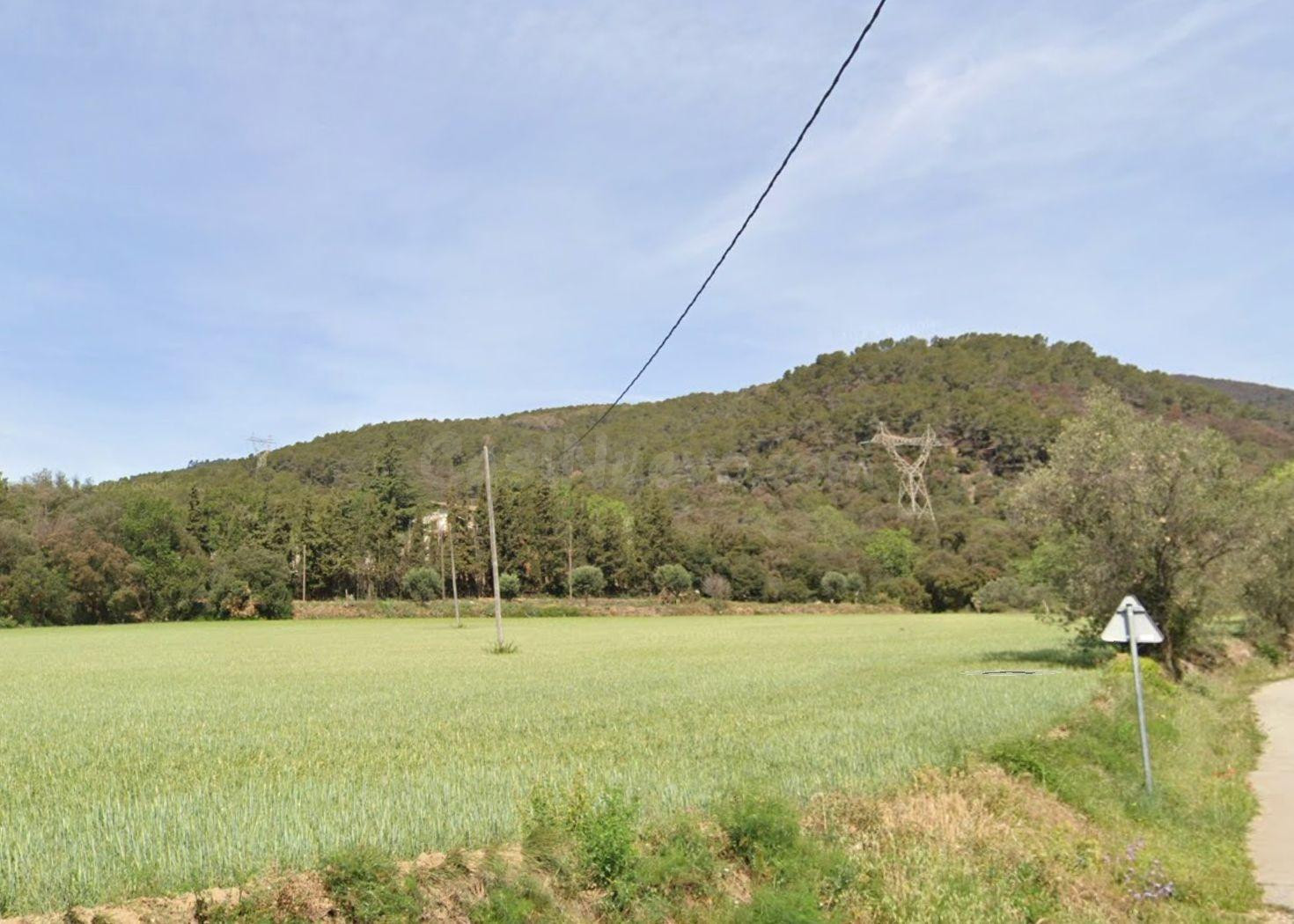TERRENOS EN VENTA - CANOVES I SAMALUS (BARCELONA)