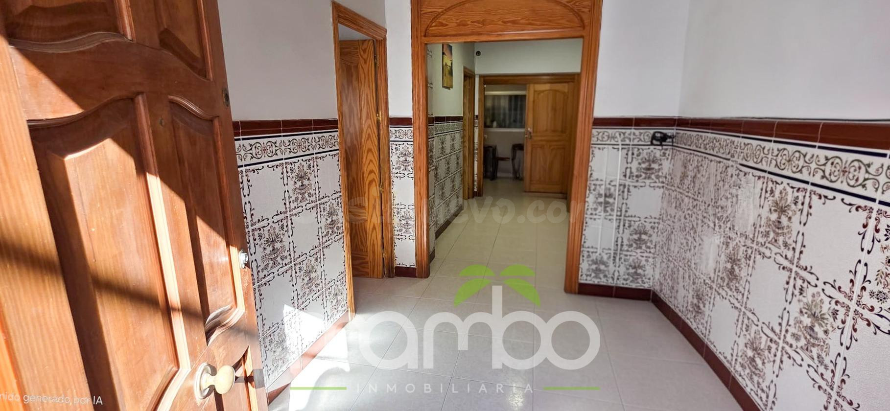 CASA EN VENTA EN VÉLEZ-MÁLAGA