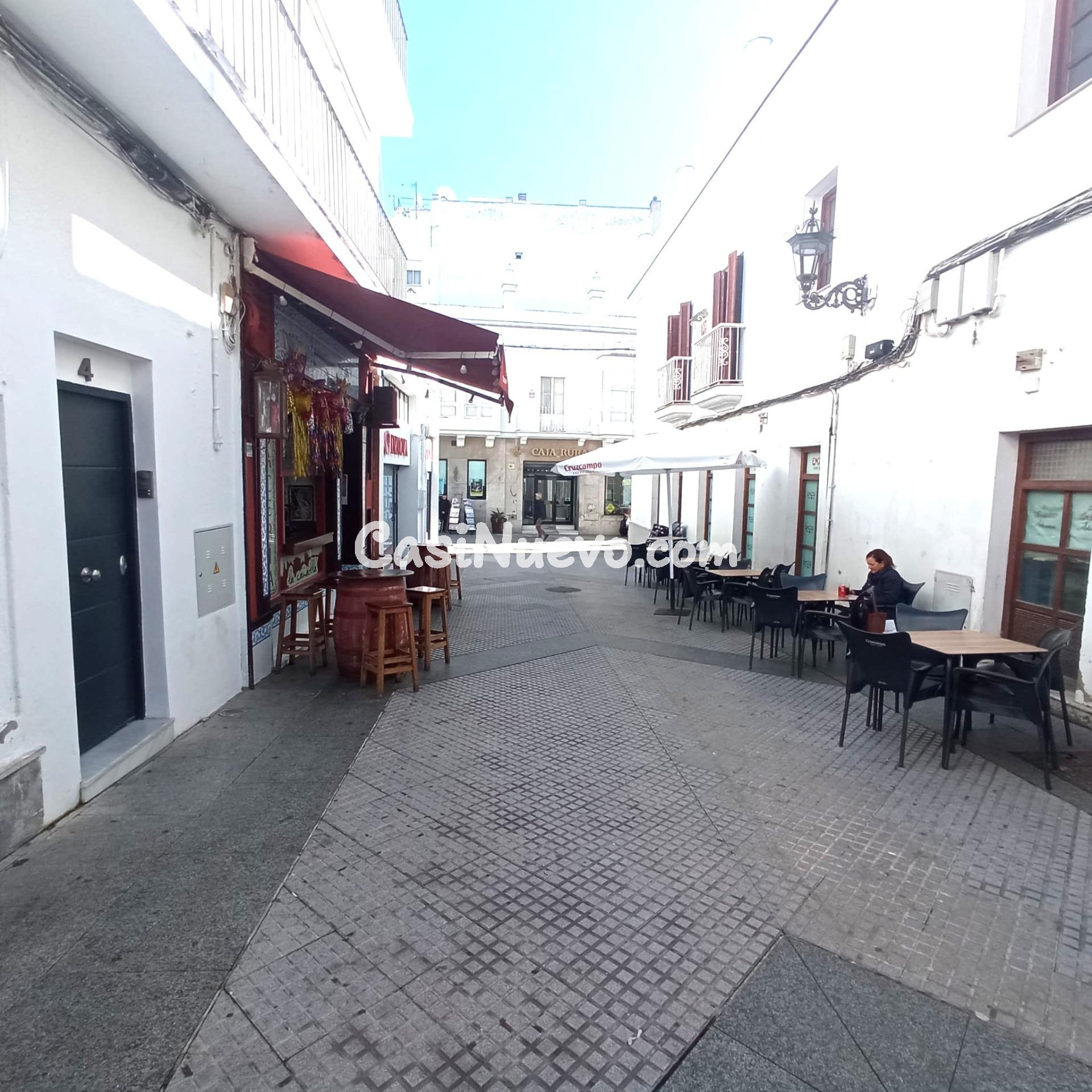 ¡LOCAL COMERCIAL EN EL CENTRO! ✨