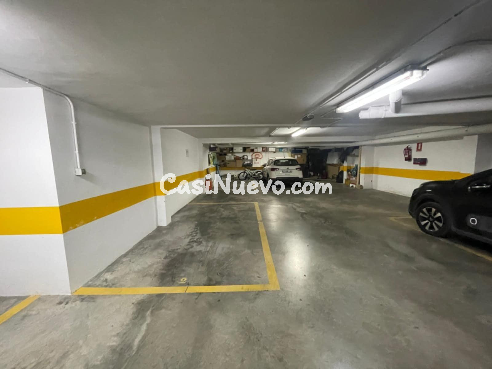 ¡Venta de plaza de garaje en pleno centro! - foto 2