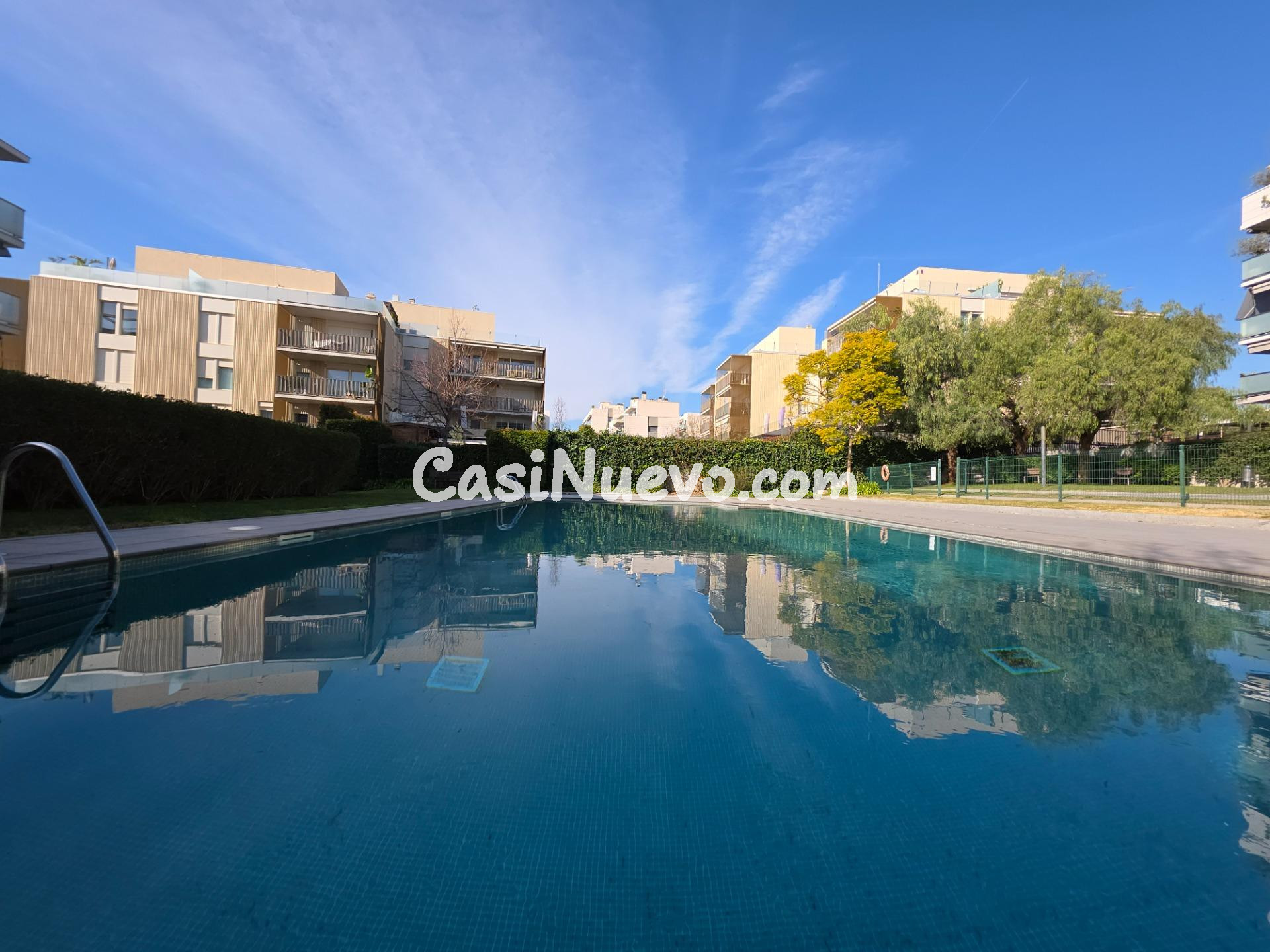 Precioso piso 3 hab con Piscina, Parking y trastero