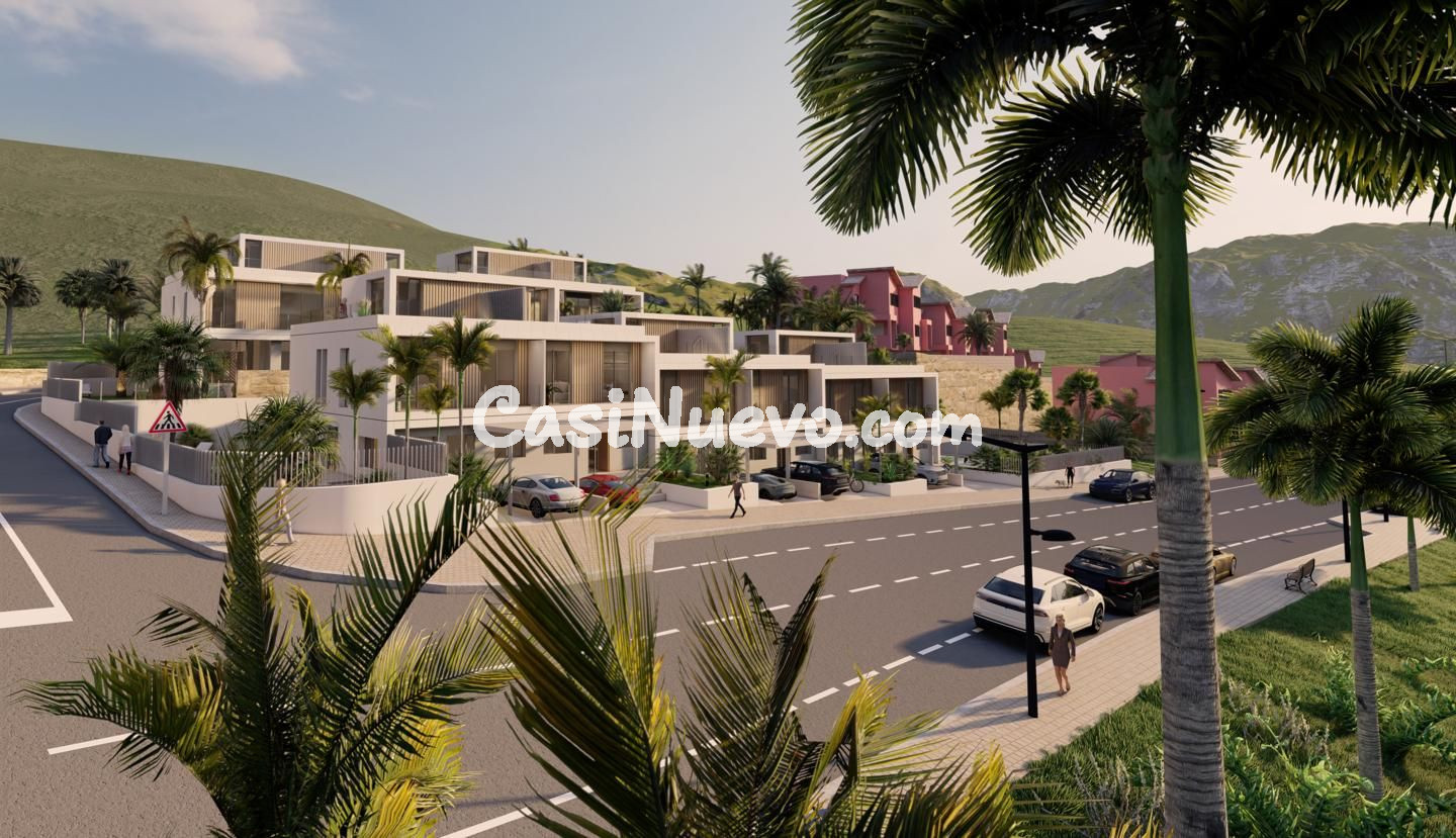 Villa adosada de diseño contemporáneo de 4 dormitorios con vistas al mar en Estepona.