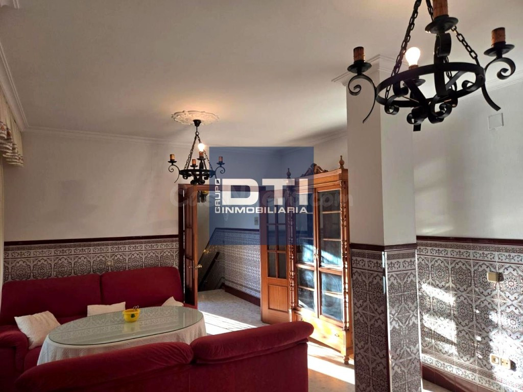CASA EN BARRIADA LEPANTO, MAIRENA DEL ALJARAFE. - foto 2