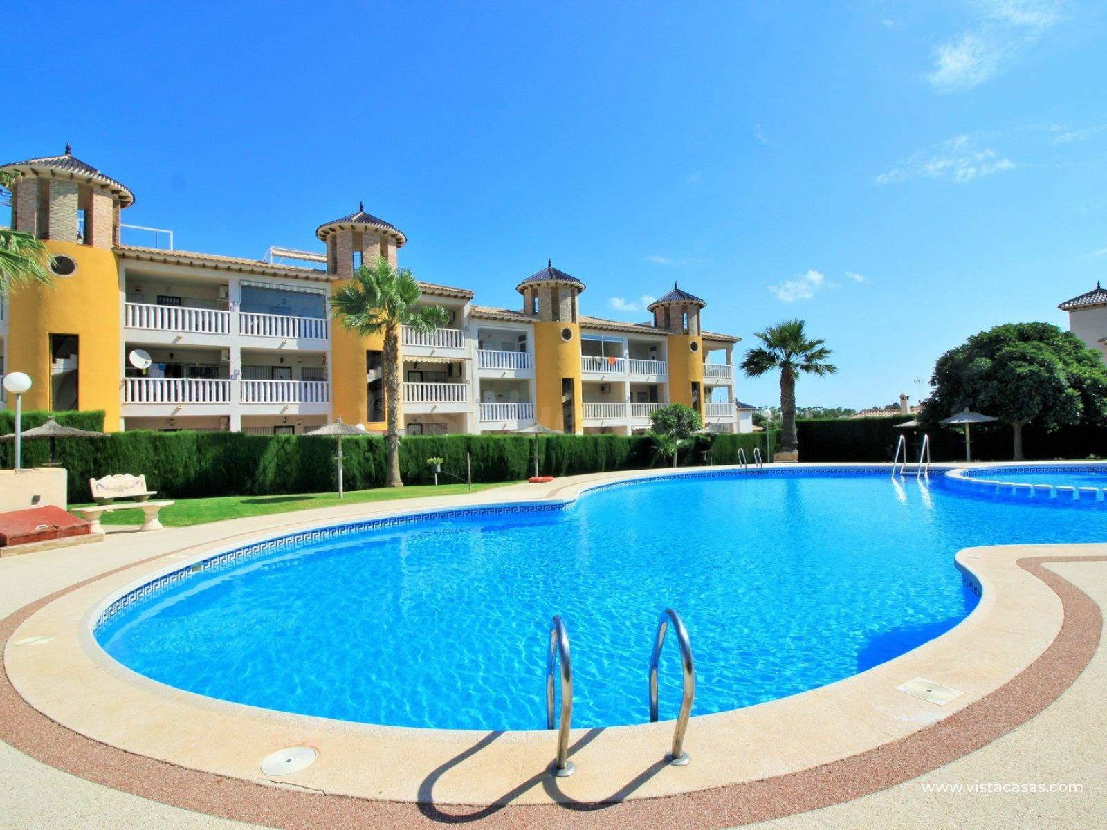 Ático de 2 Dormitorios en Pinada Golf I, Villamartín