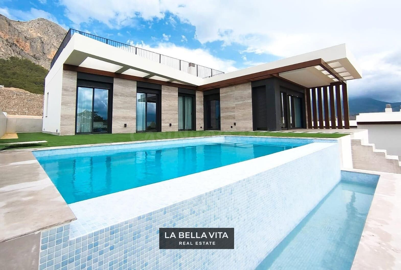 VILLAS DE OBRA NUEVA EN POLOP