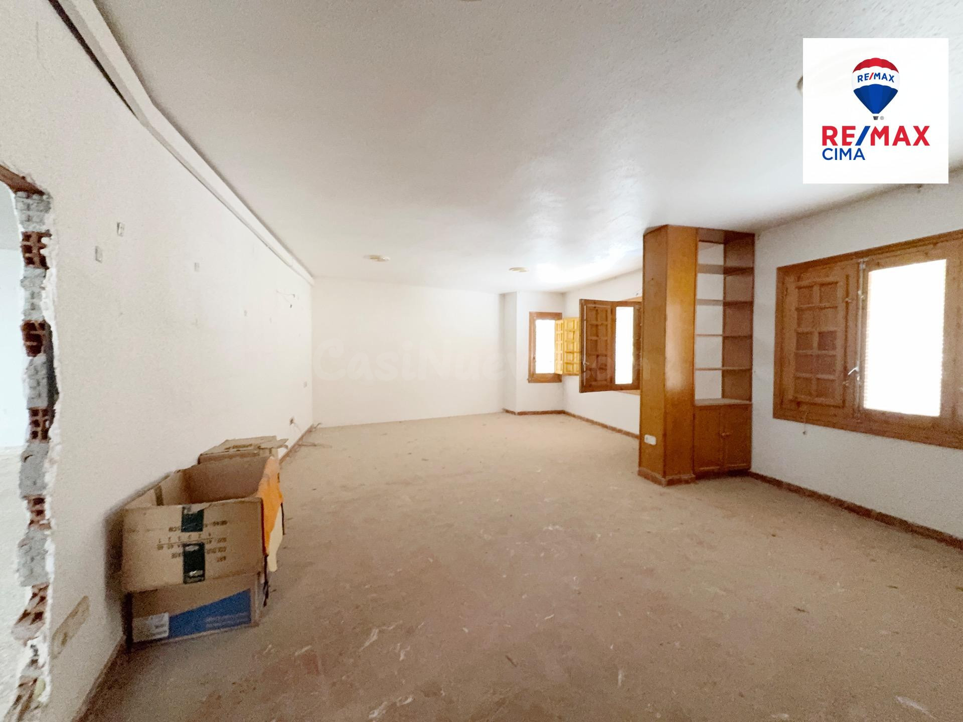 PISO EN VENTA EN PLENO CENTRO DE ZÚJAR