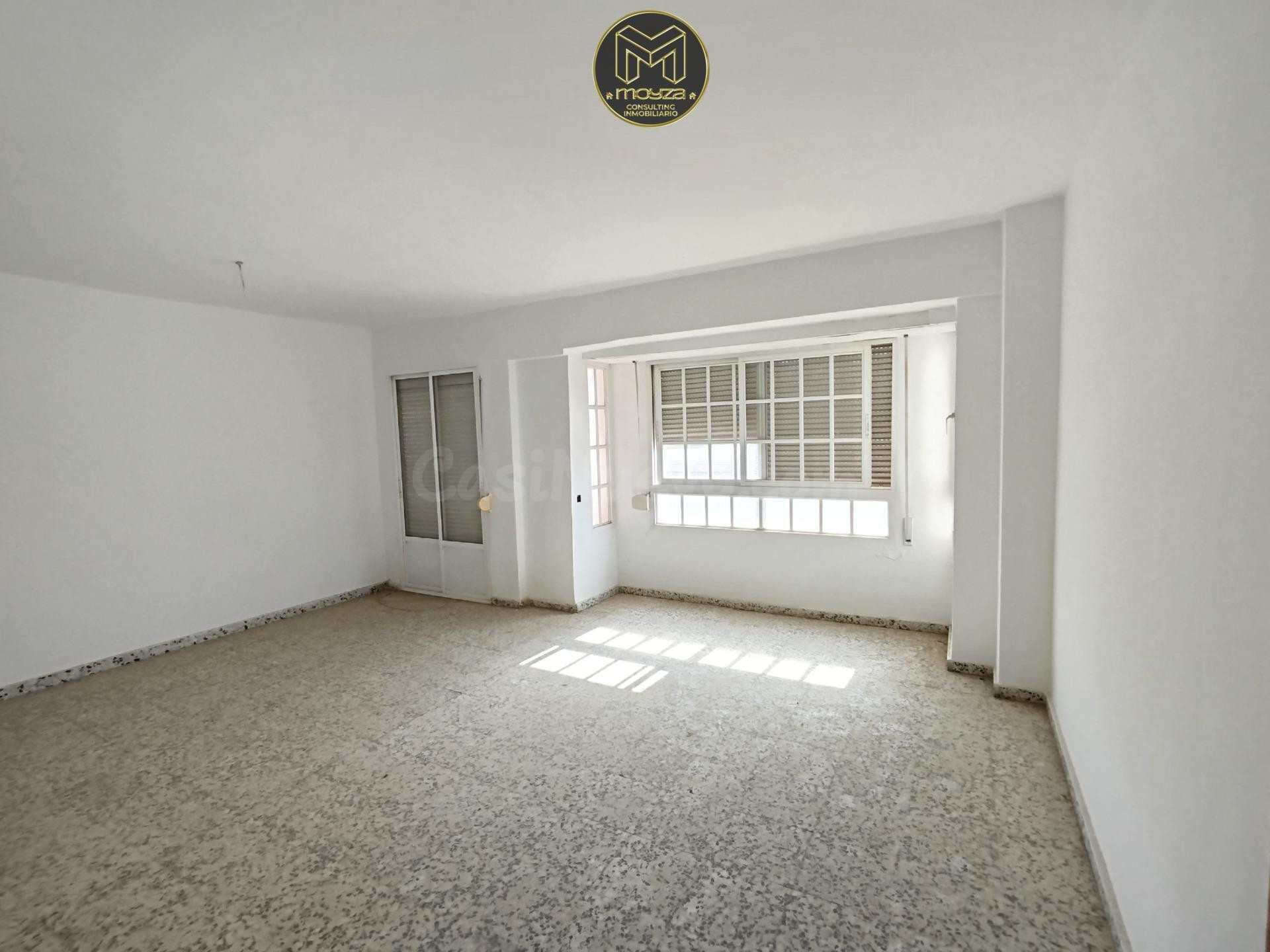 PISO EN LINARES CENTRO