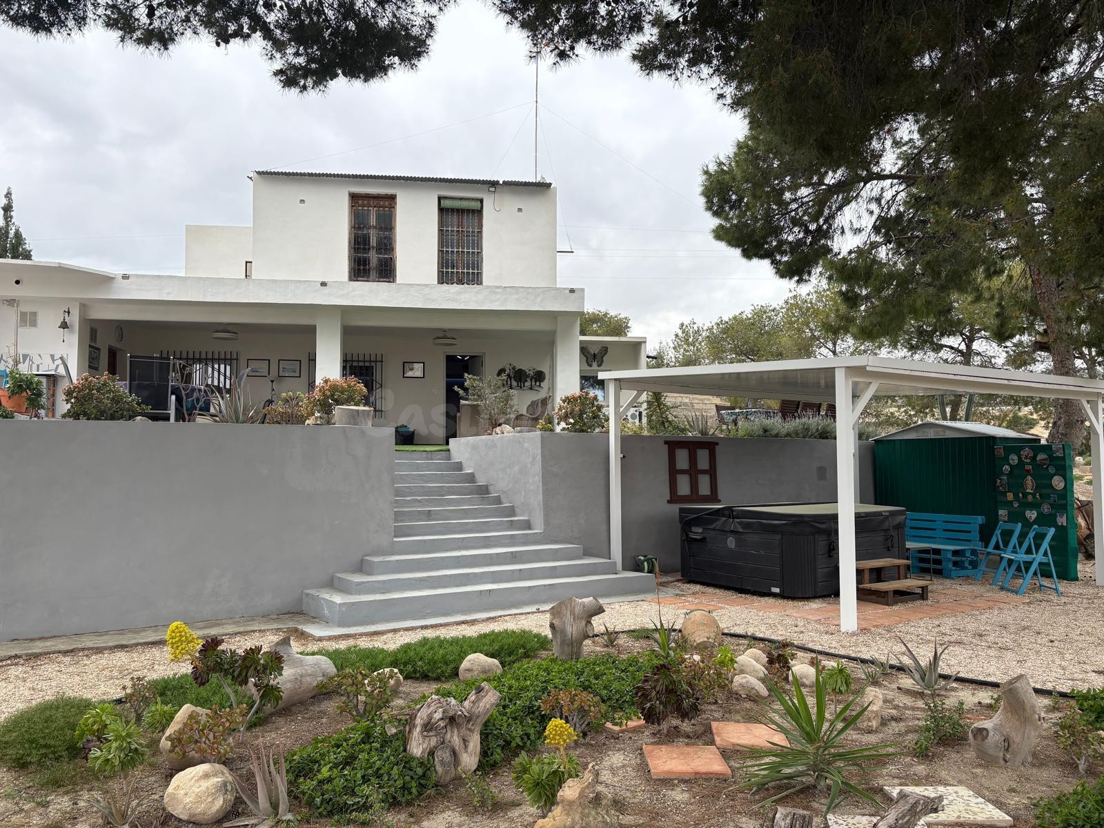 Precioso chalet en Elche para entrar a vivir!