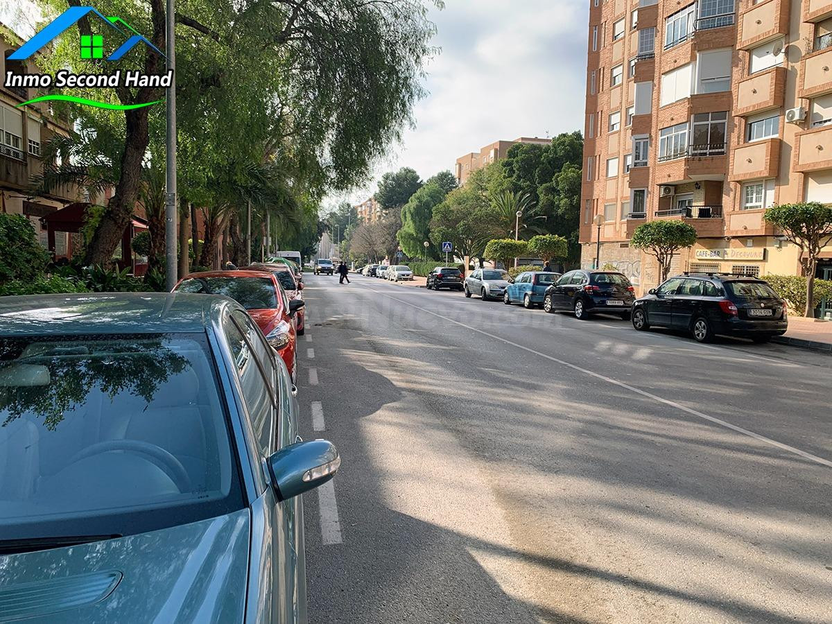 Local comercial en Cartagena 105 m2 – listo para entrar – zona de mucho paso – ideal para oficina o negocio