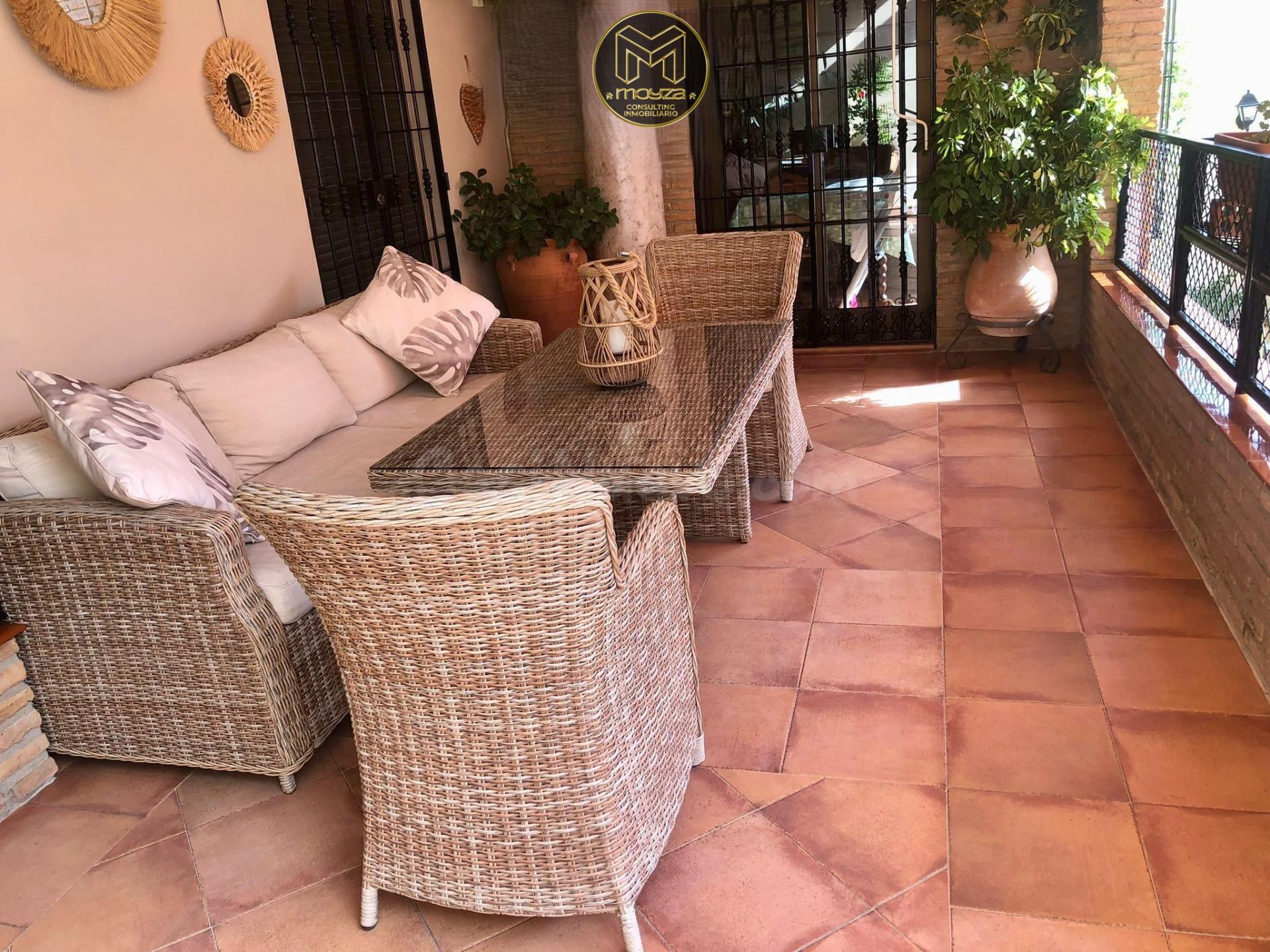 CASA EN TORREDELCAMPO