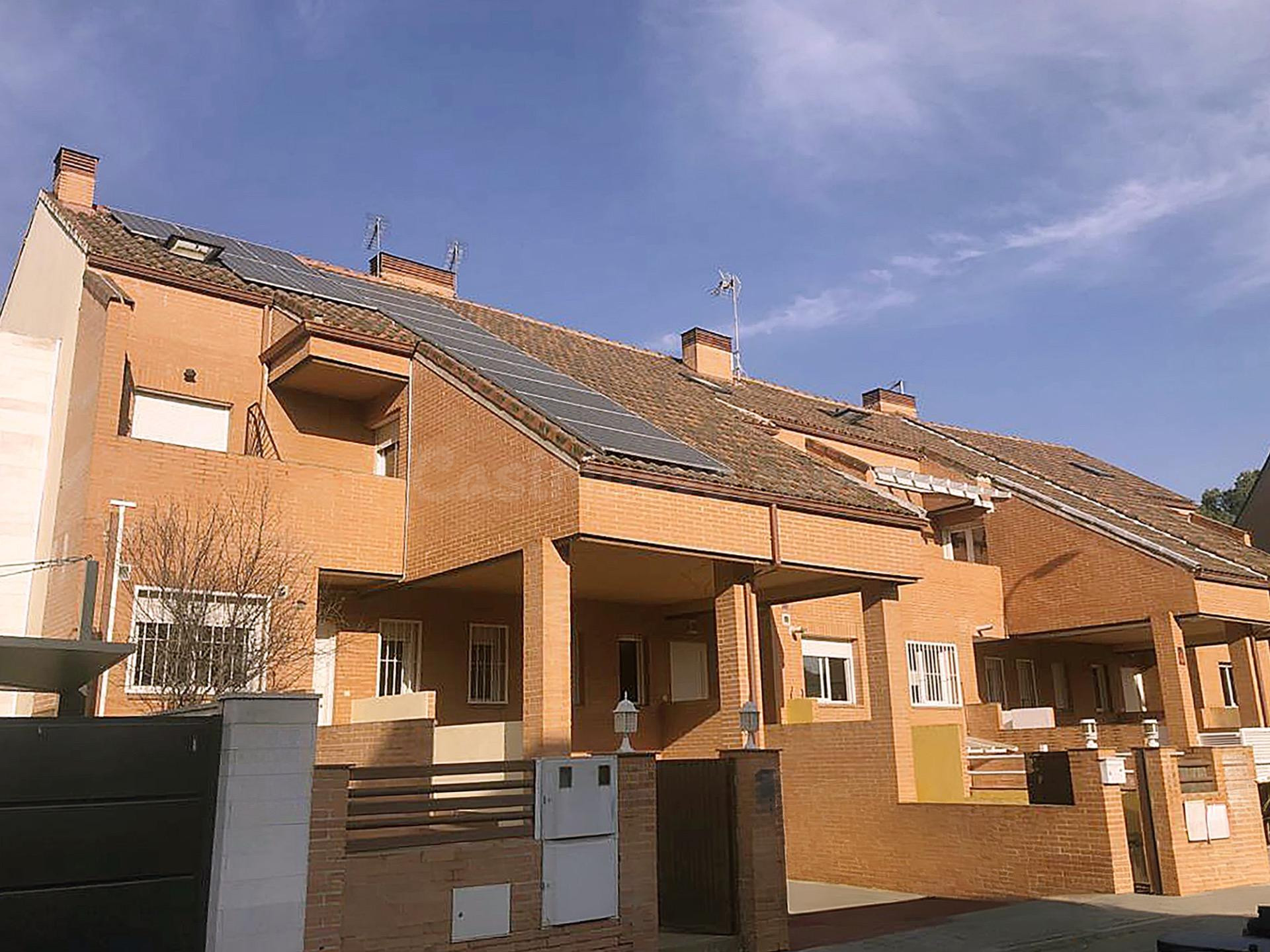 CHICAS ESTUDIANTES, ALQUILER ÚLTIMA HABITACIÓN EN CHALET A COMPARTIR DE VILLANUEVA DE LA CAÑADA