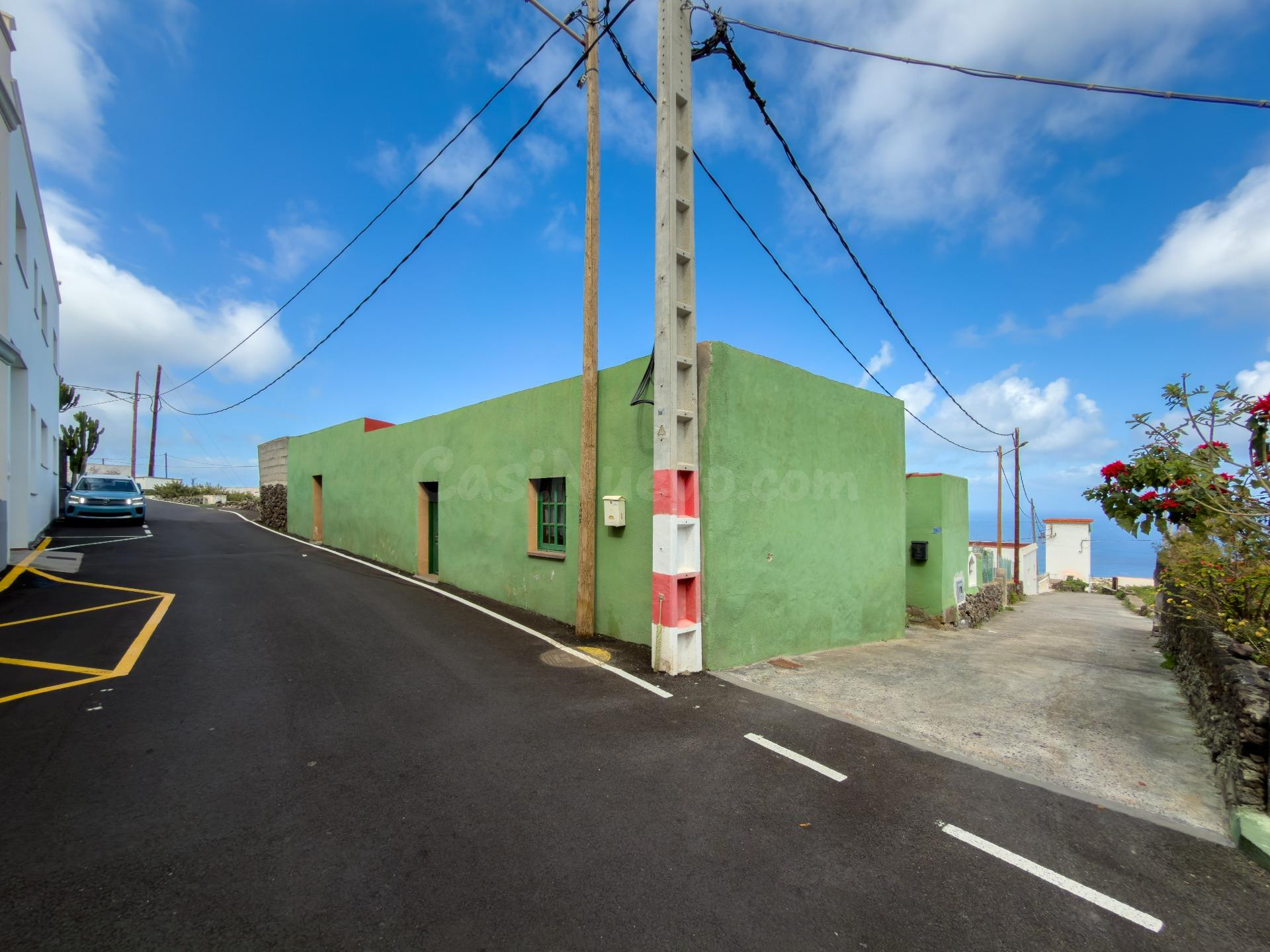 Casa con gran terreno urbano en venta en Frontera, El Hierro – Parcela de 1.099 m2