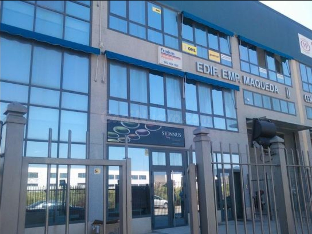 alquiler de oficina con 45 m2 en polígono trevenez