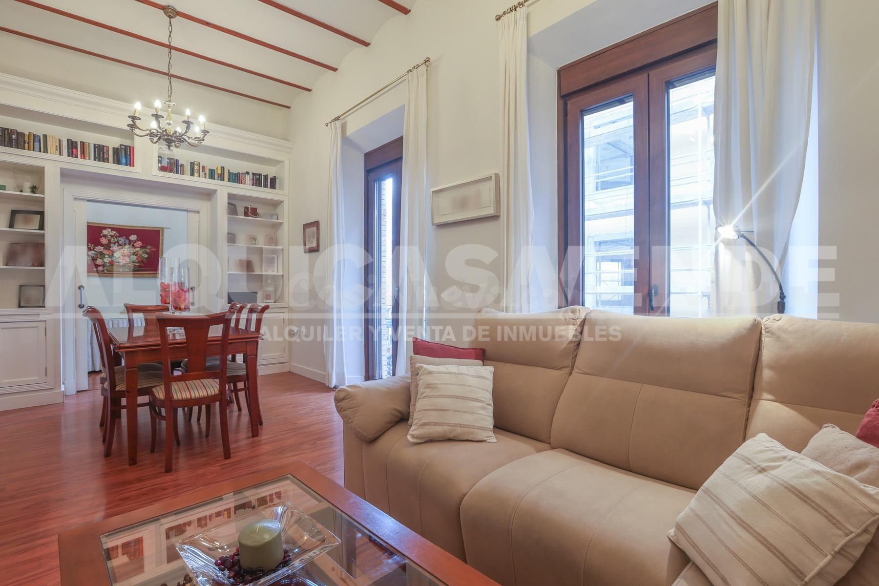 CENTRO- JUNTO A SIERPES. PISO DE LUJO CON BALCONES PARA LA SEMANA SANTA
