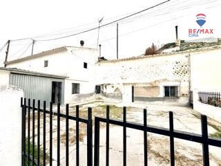 SE VENDE CUEVA EN LOS CARRIONES (CASTILLÉJAR)