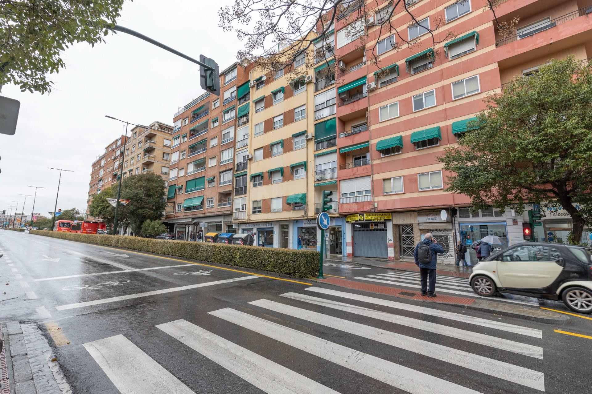 PISO DE 4 DORMITORIOS EN CAMINO DE RONDA