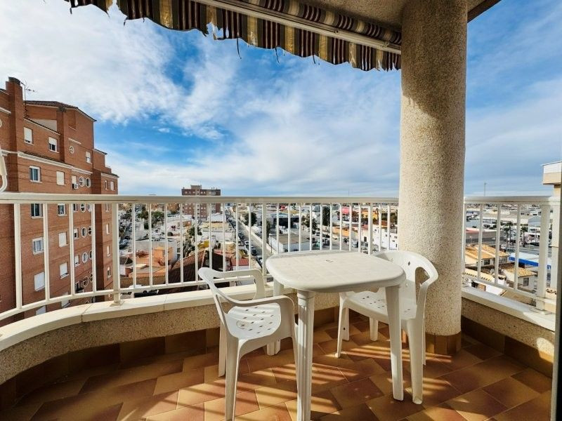 Luminoso apartamento esquinero con orientación sur, garaje y trastero