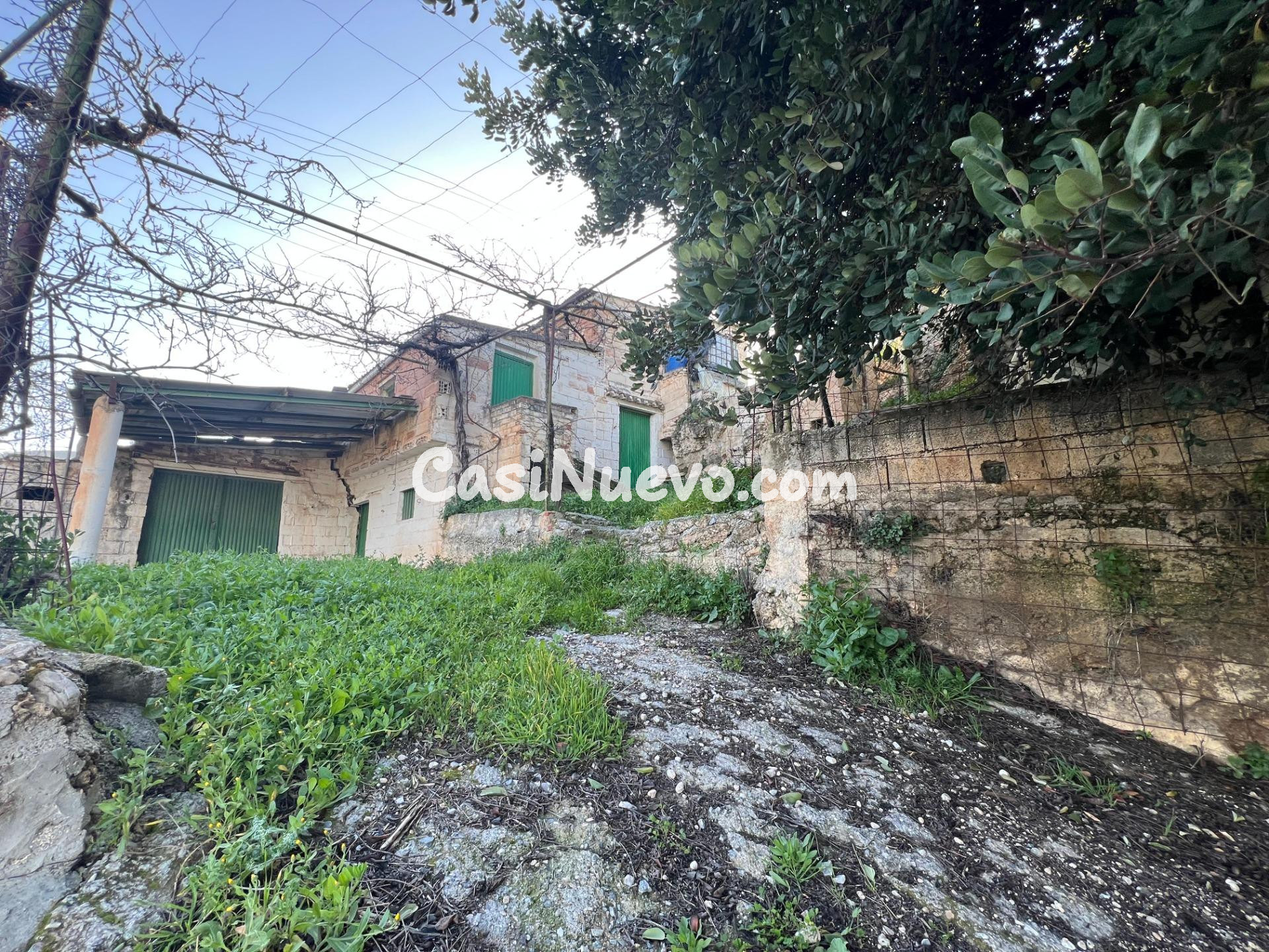 Finca en suelo urbano en Albuñuelas – Ideal para cortijo o vivienda