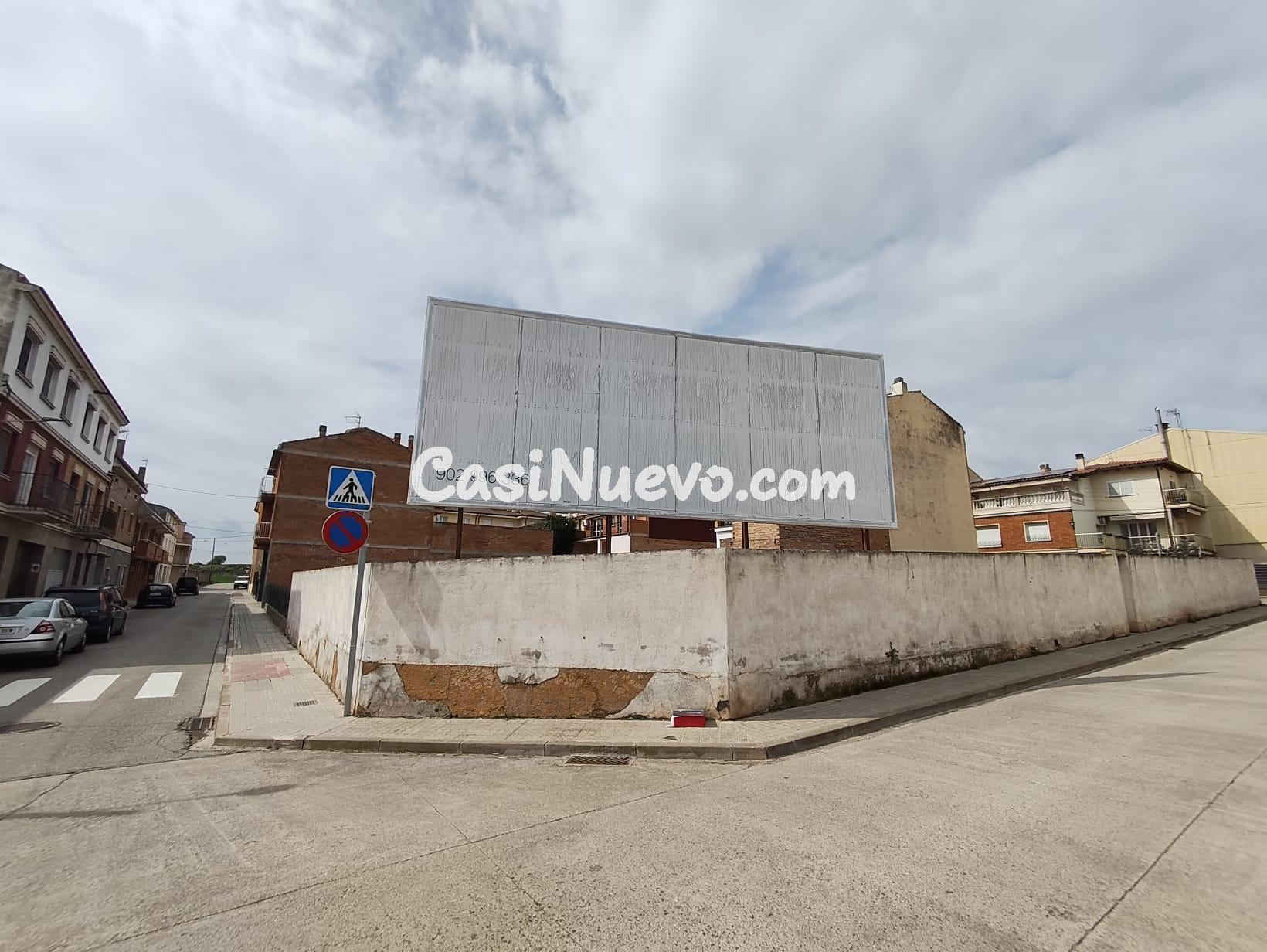 TERRENOS URBANOS EDIFICABLES EN SANTPEDOR (PISOS/CASAS) O CASA PROPIA