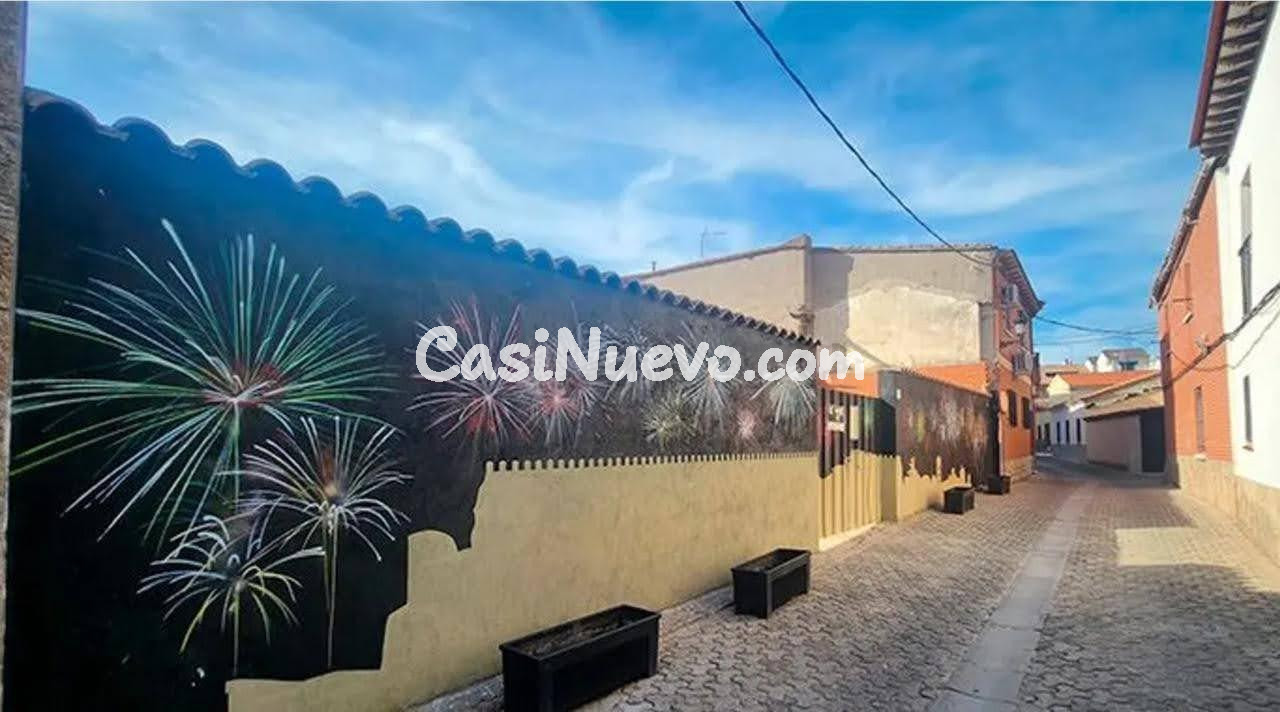 Terreno urbano en Escalona centro (357 m2) – listo para cons