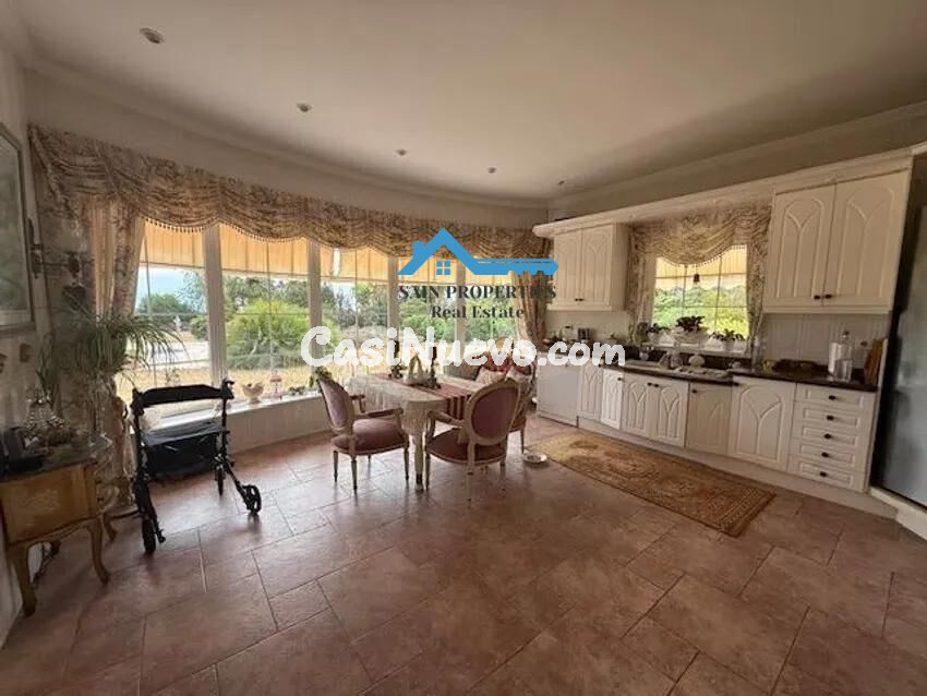 Espectacular Finca de una Planta: Privacidad, Cenador de Obr - foto 5