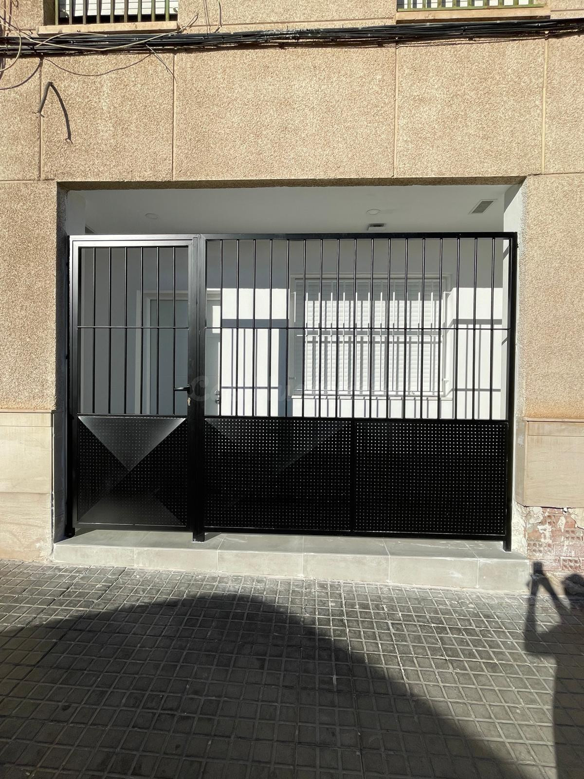 Venta Elche: Local Vivienda Totalmente Reformada