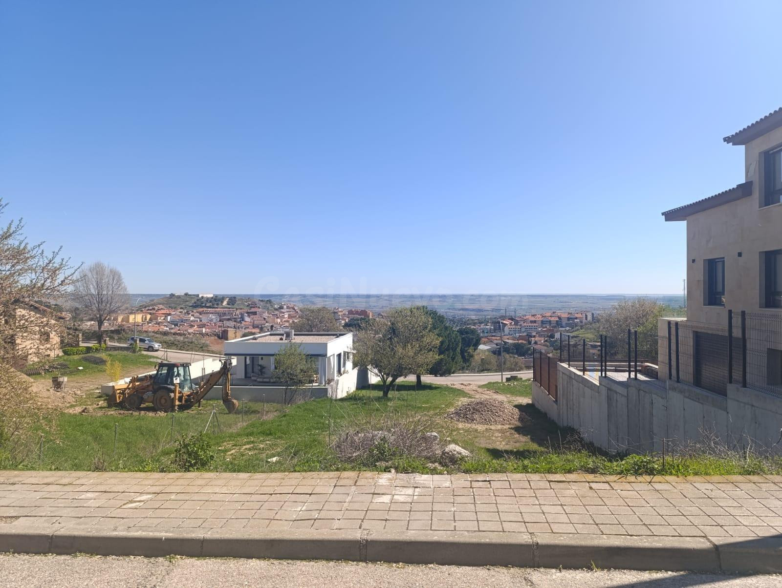 Parcela urbana en venta en El Molar - foto 3
