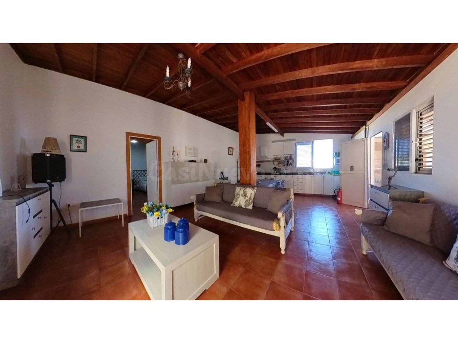 Finca de 6.909 m2 con vivienda, almacén y vistas en San Mateo