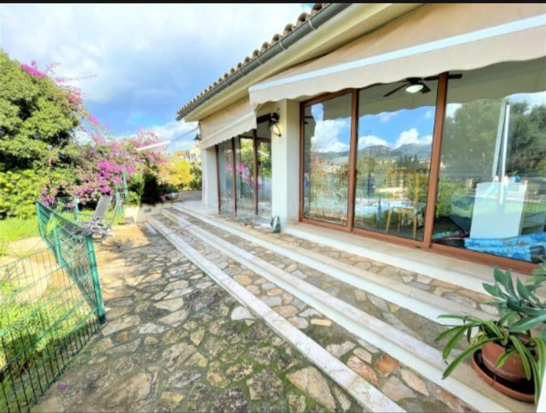 Casa con espacio y privacidad en el corazón de Campanet - foto 2