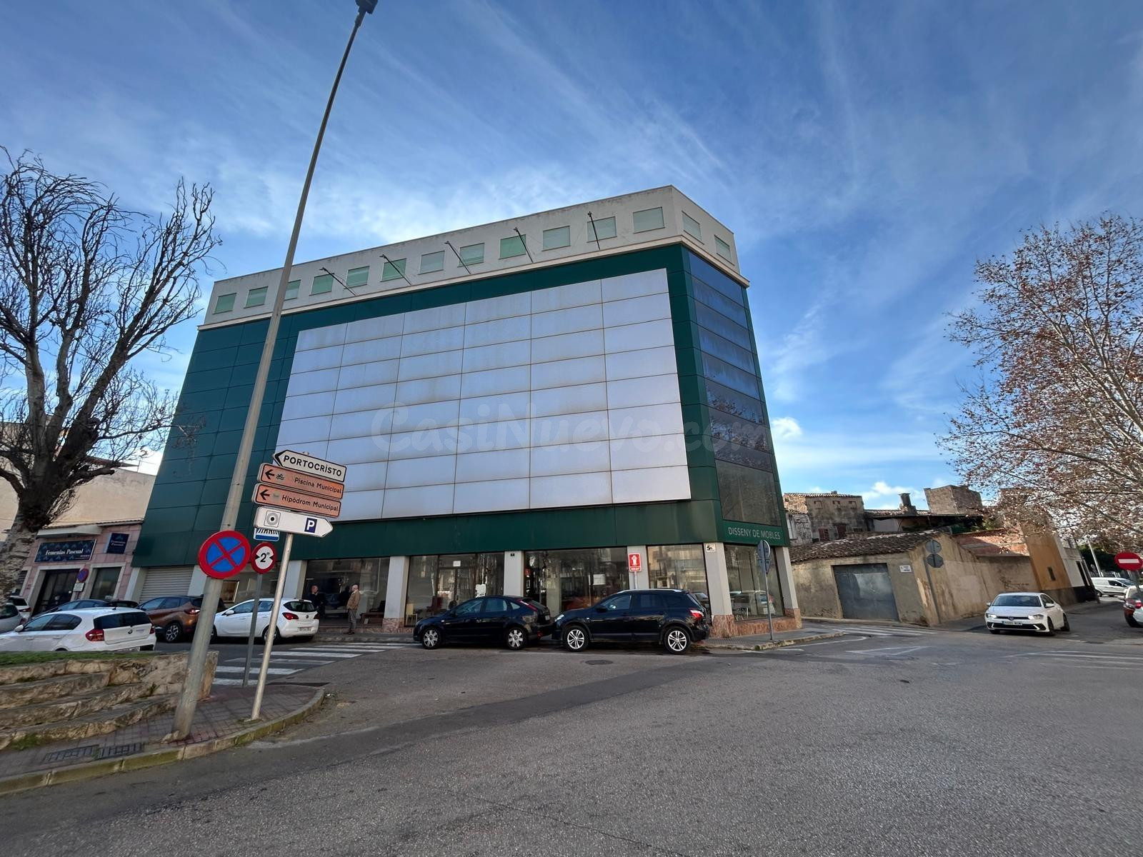 EDIFICIO COMERCIAL EN MANACOR